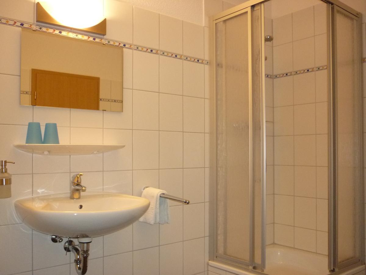Pension Zum Leuchtturm Bastorf Eksteriør billede